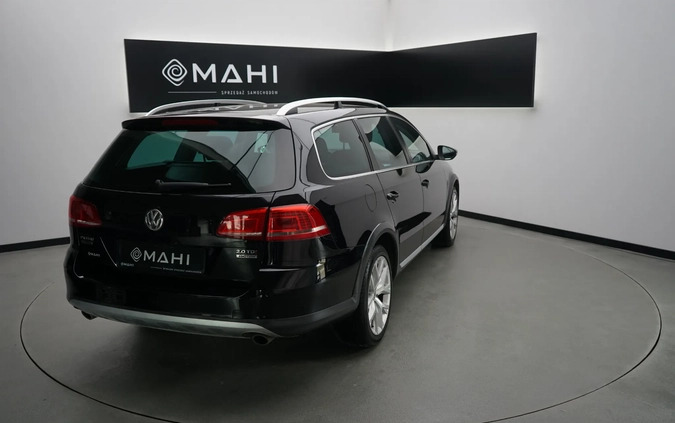 Volkswagen Passat cena 47999 przebieg: 171480, rok produkcji 2012 z Serock małe 352